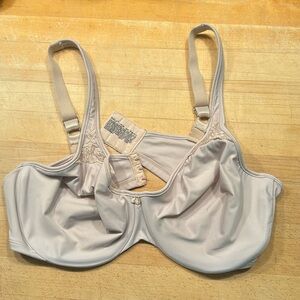 Bali Passion for Comfort Seamless underwire Minimizer Bra, 38D, Beige